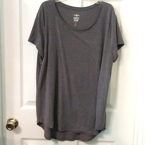 SO Tops - Gray tee tunic
